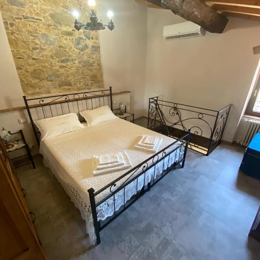דירות קסטלנואובו מגרה Casa Dell'Angelo מראה חיצוני תמונה
