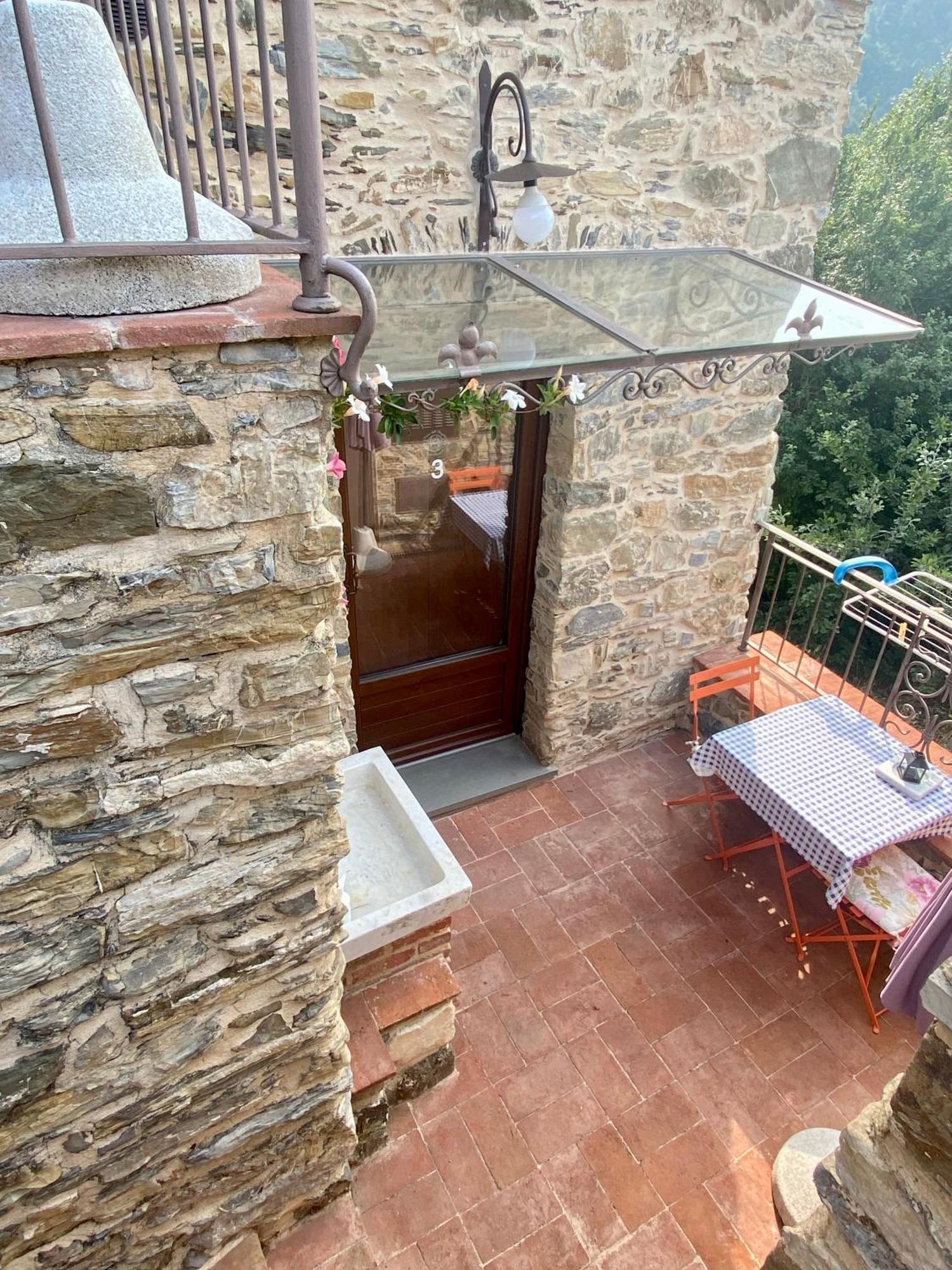 דירות קסטלנואובו מגרה Casa Dell'Angelo מראה חיצוני תמונה